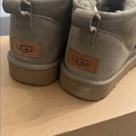 Classic Ultra Mini Ugg - Picture 9 of 9